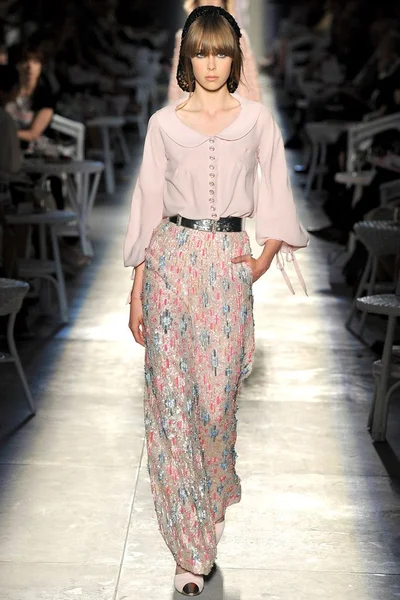 Look 45